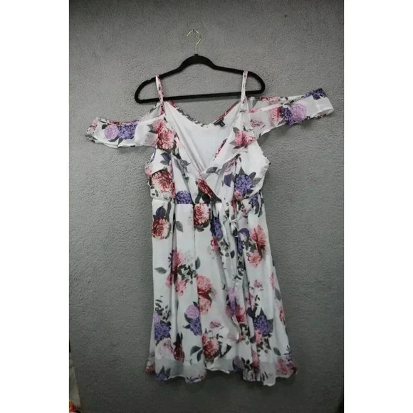 Torrid Midi Chiffon Wrap Dress-Size 3X-Floral-Feminine-Romantic-Spring-Coquette - Picture 1 of 9